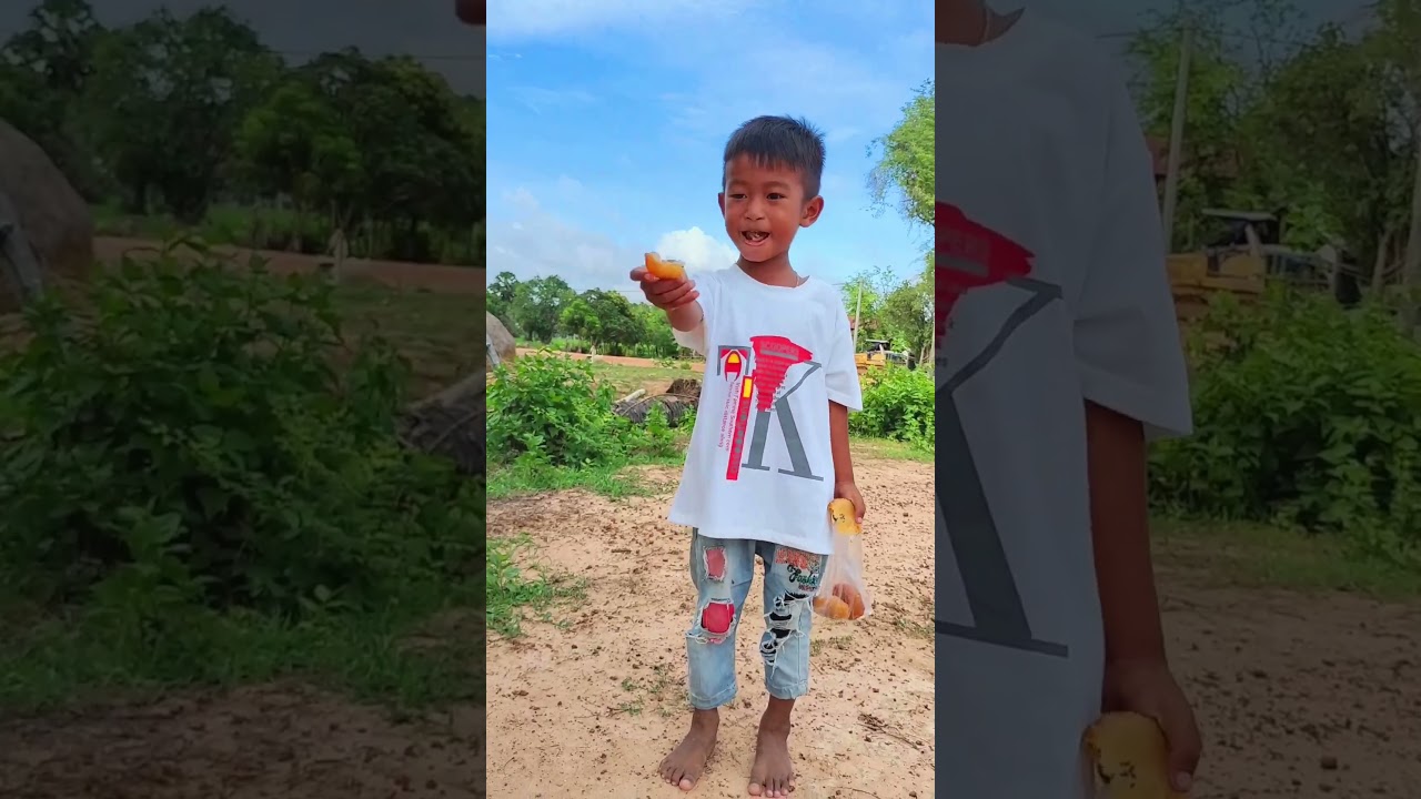 Admire SokYaa Taking Cake From Friend To Giving OG , Wow Video 