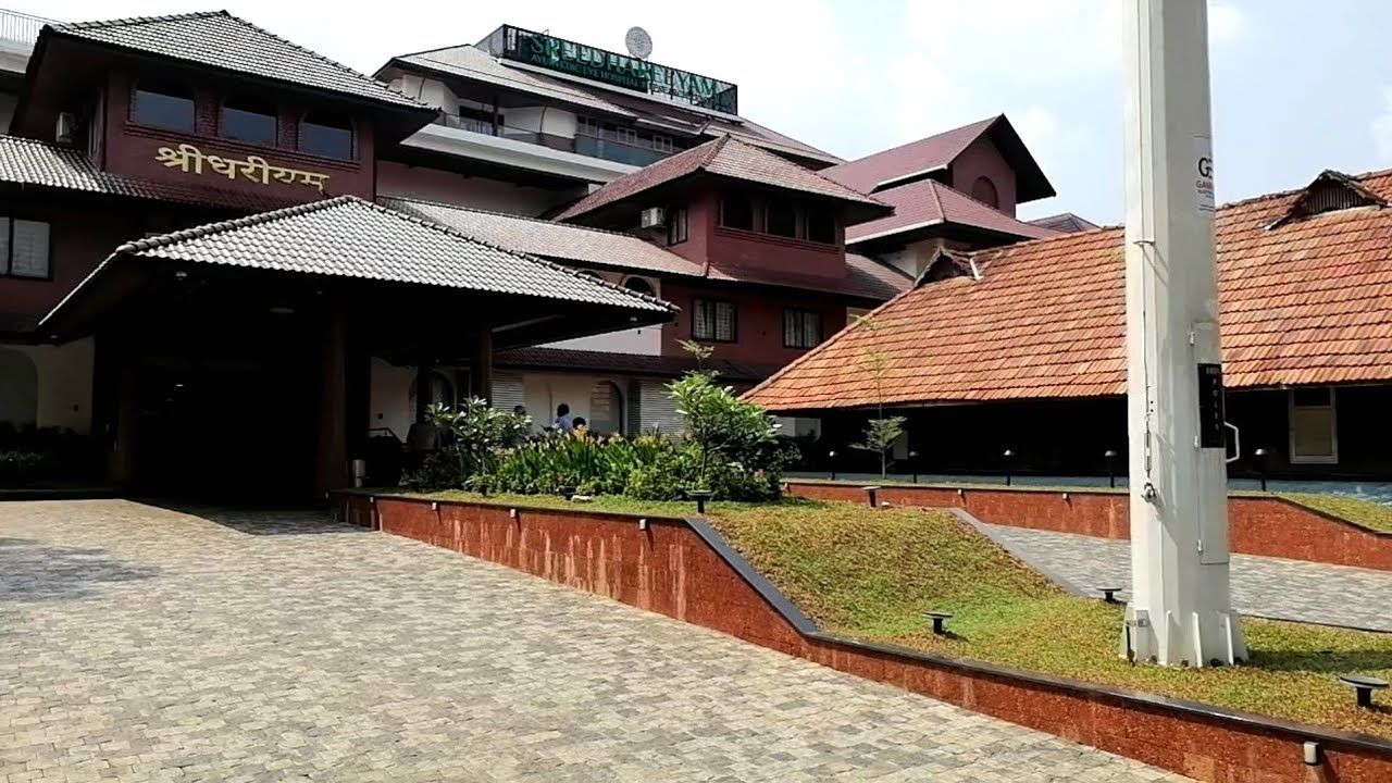 Sreedhareeyam Ayurvedic Eye Hospital, Koothattukulam