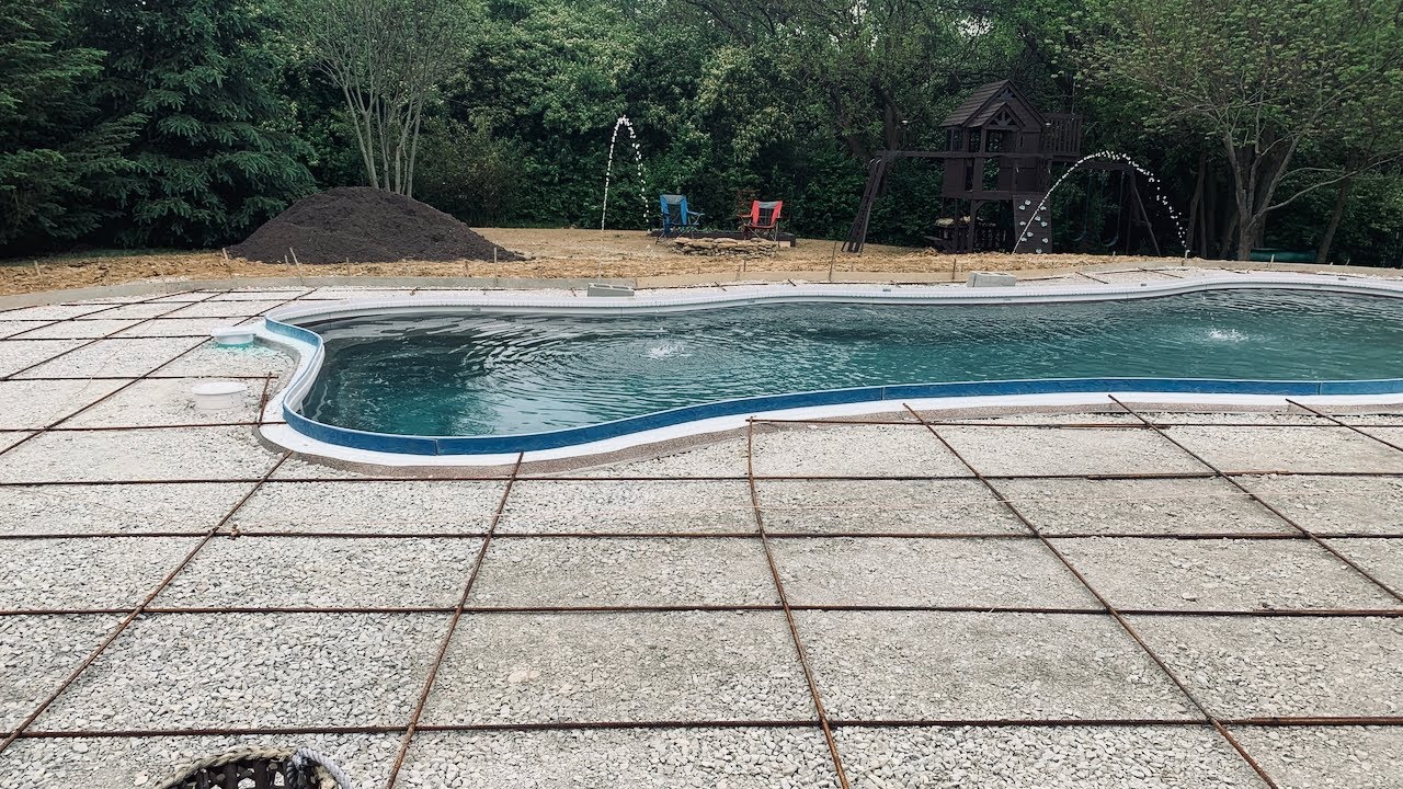 Fiberglass Saltwater Pool Installation part 2- Time Lapse - Latham Cambridge Swimming Pool