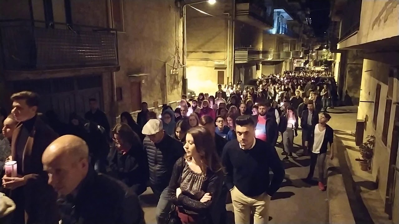 2 novembre 2019 - fiaccolata a Belmonte Mezzagno nel segno di Giorgio e Kevin