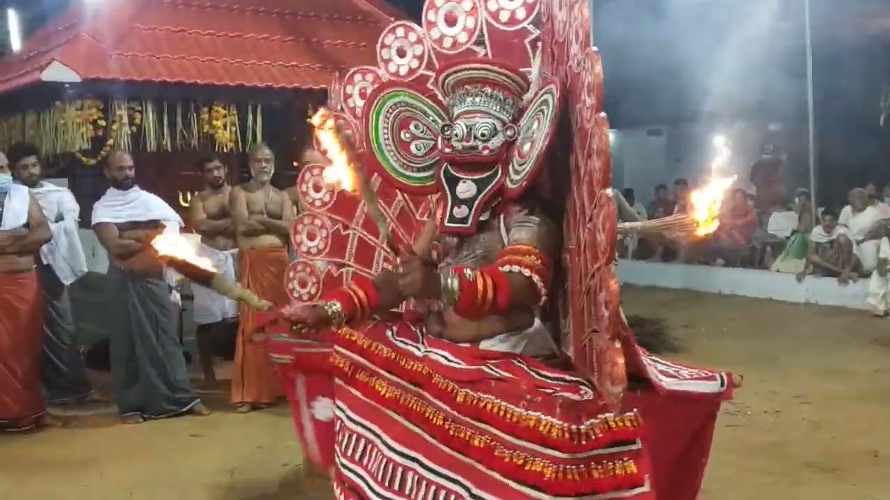 Theyyam @ calicut kuttichathan Thira keloth sree kuttichathan kavu Nalmanda kozhikode