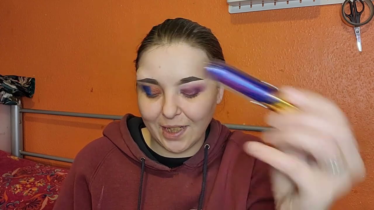 BH Cosmetics x Doja Cat Cascade Liquid Eyeshadow Test and Review