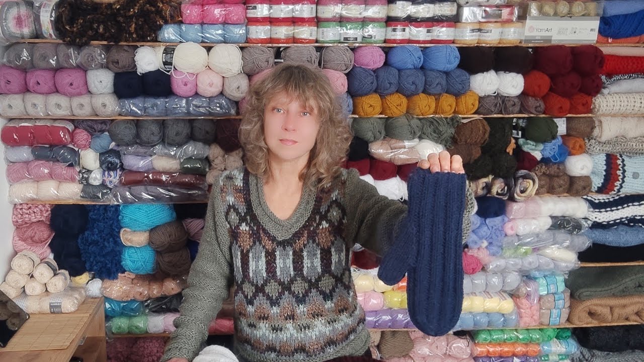 I knitted mittens. I'm knitting a sweater. I'm planning to sew a coat.