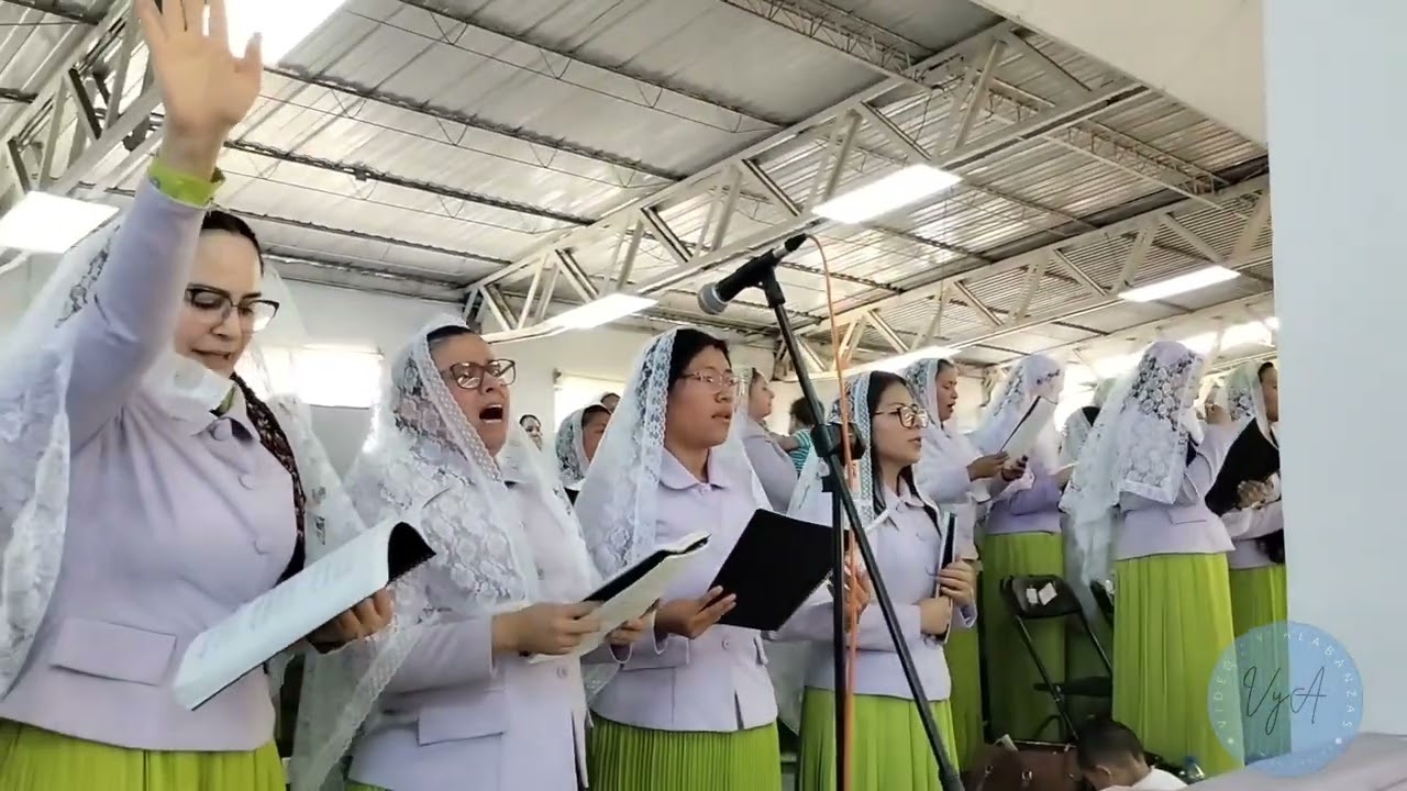 Dignó Es Él | Alabanza Especial Coro Filadelfia | Santa Cena 2025