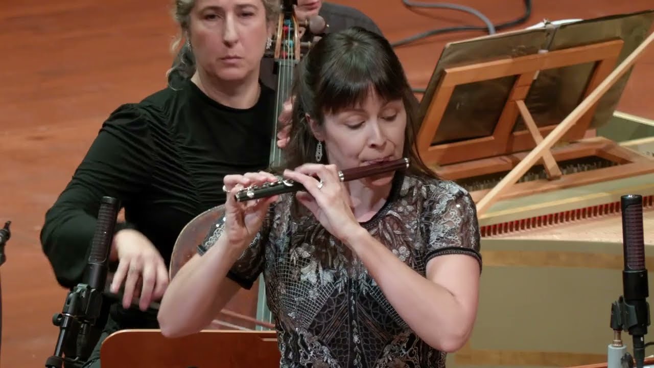 VIVALDI PICCOLO CONCERTOS (Concerto in C Major, RV 443) - Jennifer Bouton, piccolo
