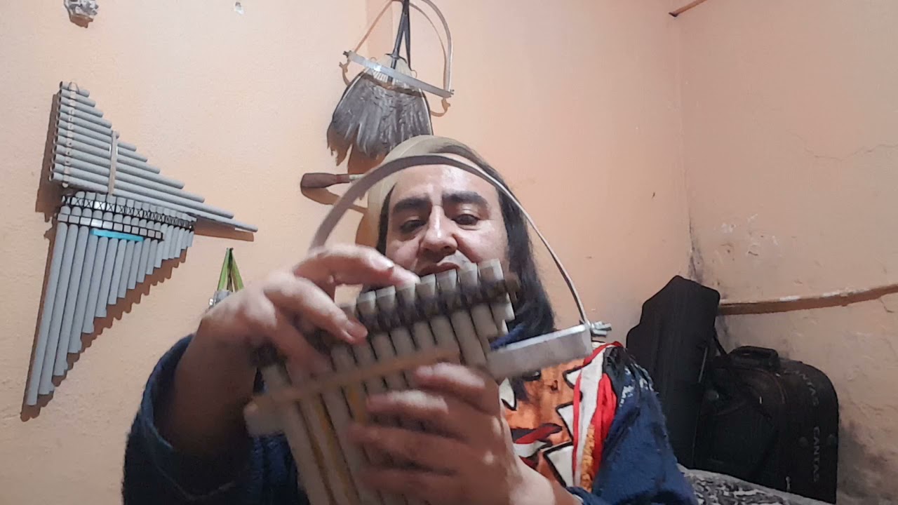 ZAMPONA ZAMPONA COLGADOR PARA TOCAR CON CHARANGO