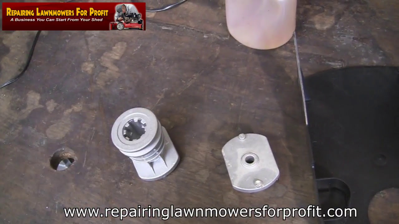 Mountfield SP 470 Petrol Lawnmower How To Replace A Blade Adapter