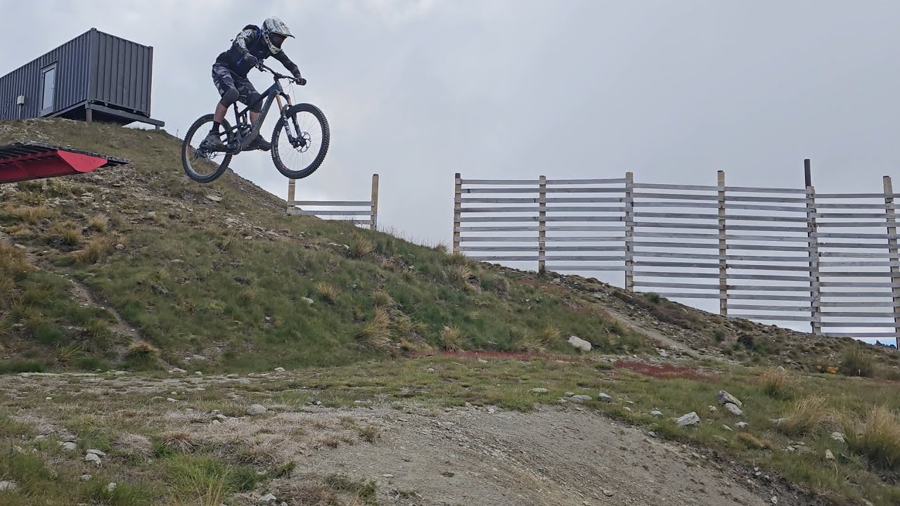 Mile High Club - Cardrona Grade 6 Jump Line