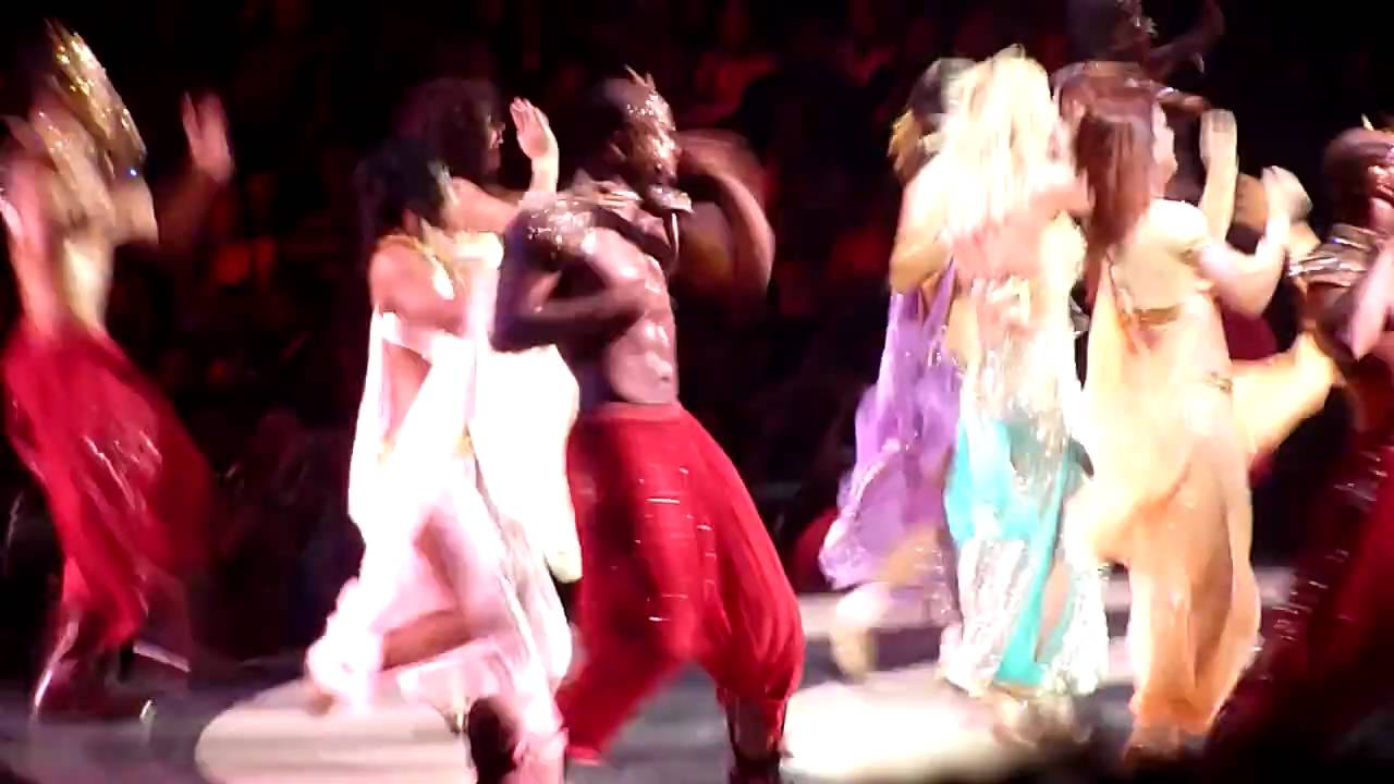 Britney Spears - Me Against the Music- Staples Center 09/23/09 The Circus Tour 09 Live HD