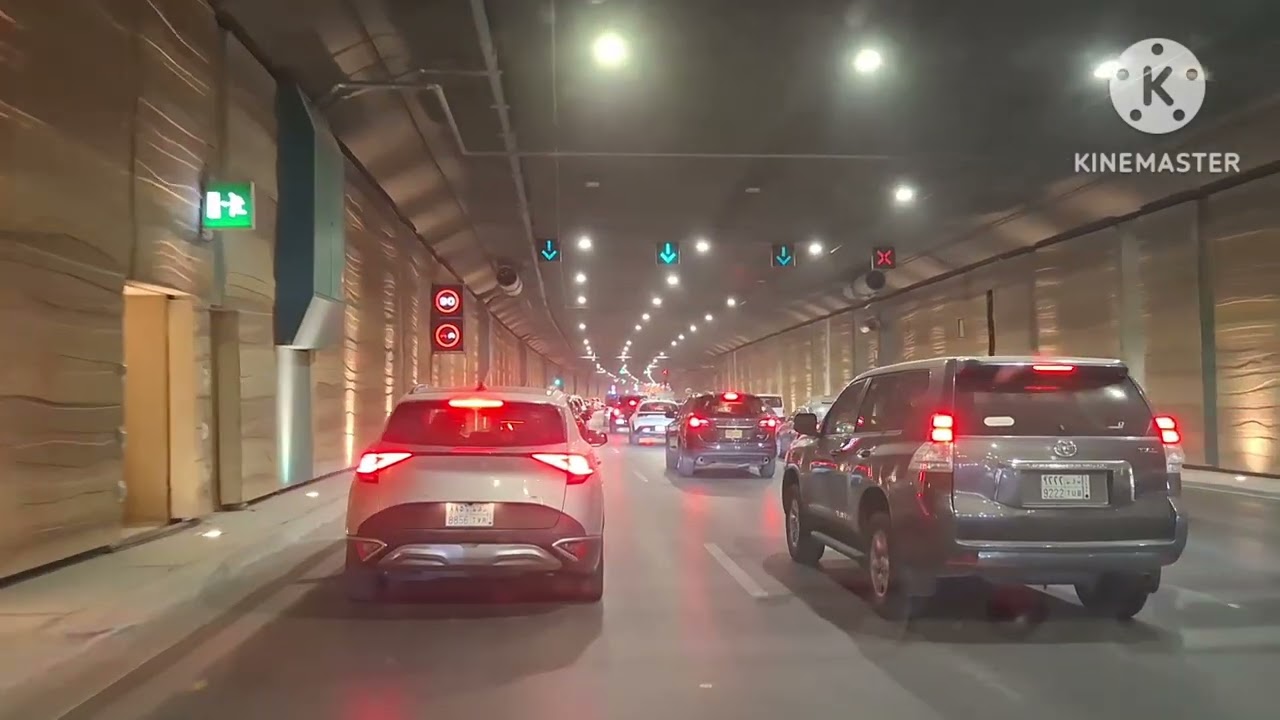 Abi baker na nman  dadaan na nman tayo sa tunnel  exit 11  eastern ring road riyadh saudi arabia