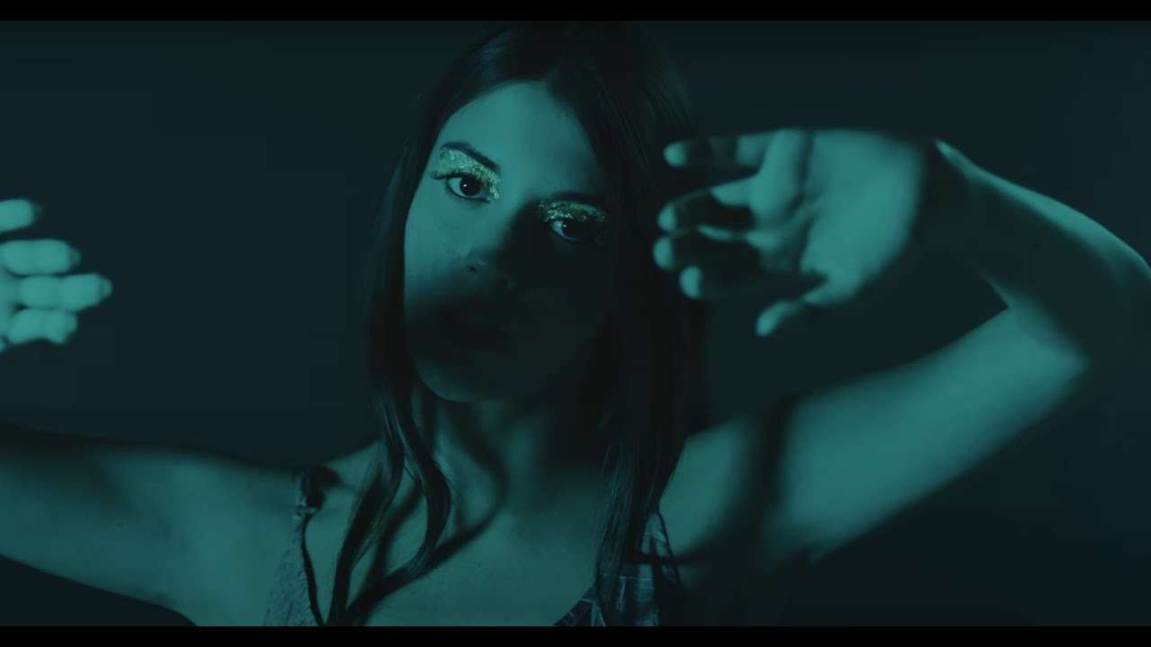 Greta Zuccoli - Golden Cracks