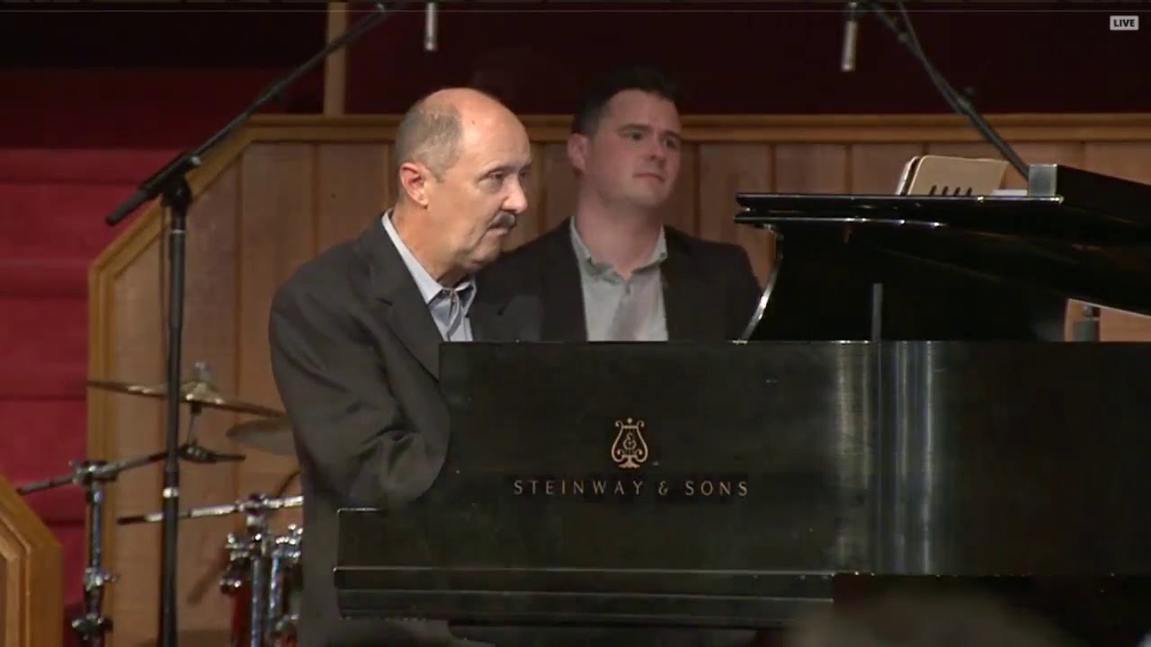 Himno: Venid glorificad a Dios - Conferencia Expositores 2018