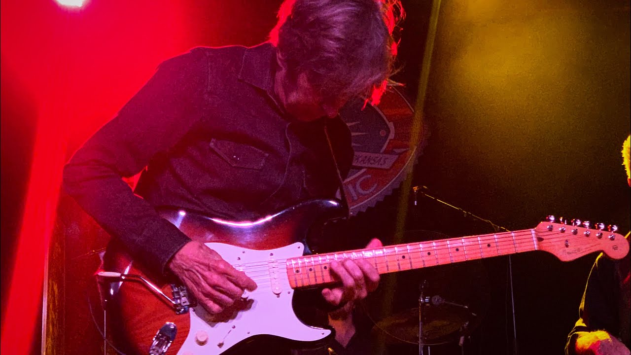 Eric Johnson- Manhattan Live Fayetteville, AR