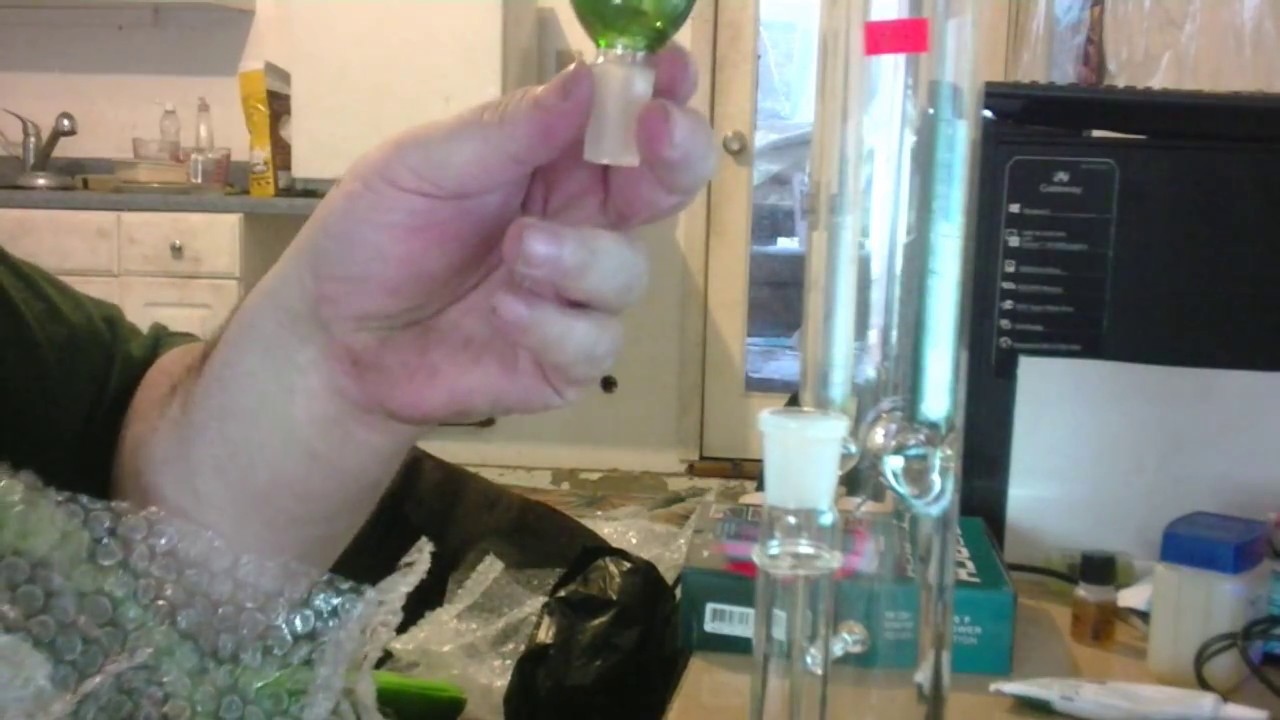 THC Episode # 13 Super Marijuanaio Buying A New Bong