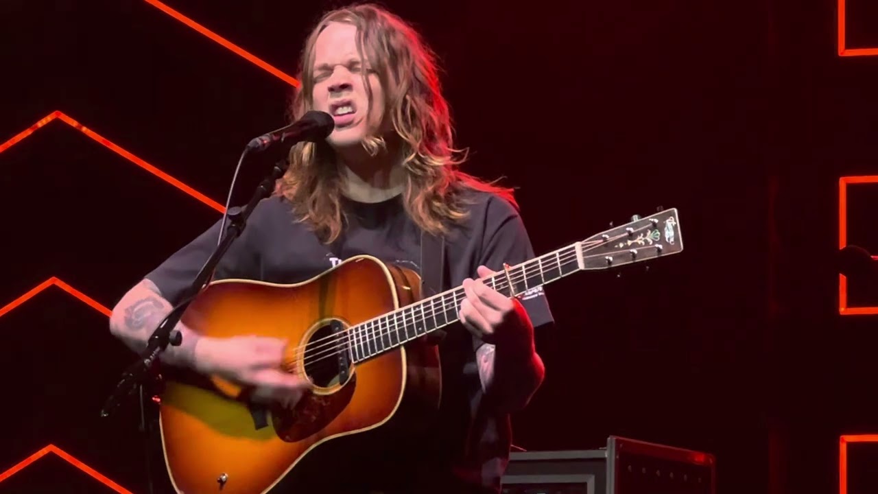 Billy Strings “On the Line/ Ruby” 3/18/23 Cincinnati Opener