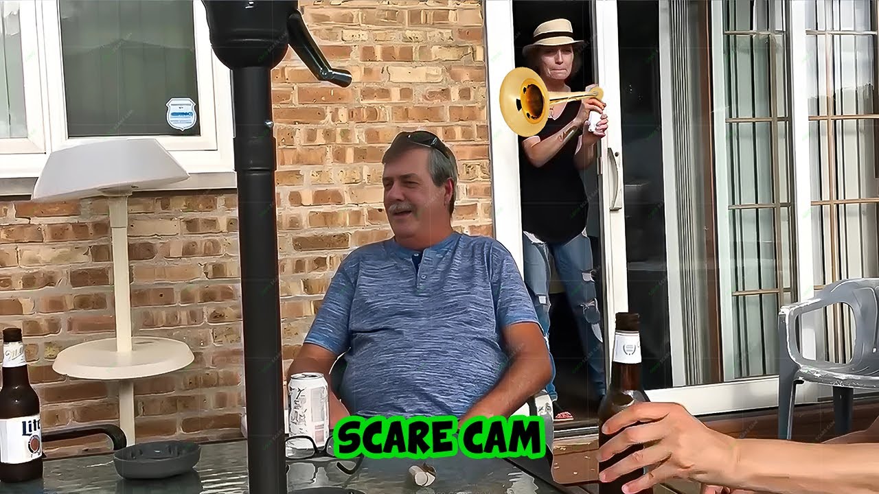 BEST SCARE CAM Priceless Reactions 2025😈#41 | Funny Scare Cam 🤣| Jump Scare 😂| CoCo Scare Cam |