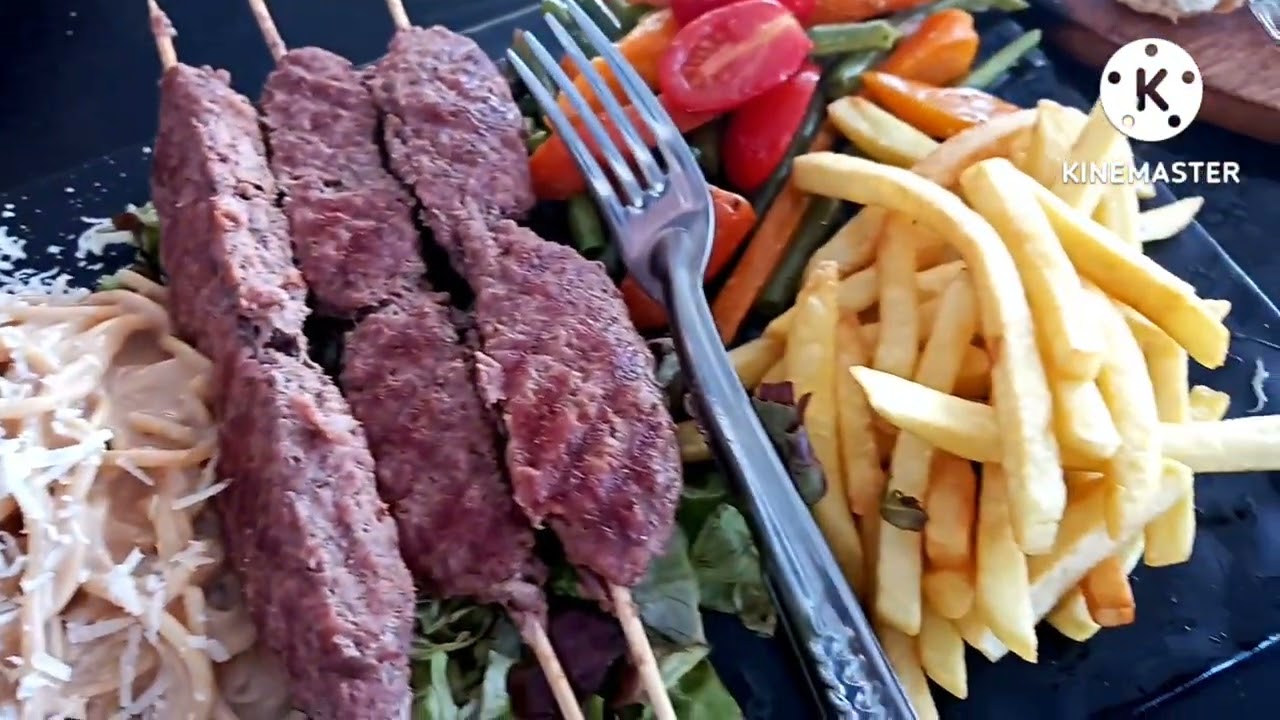 شاركت معكم  المطعم لي تغدينا فيه في السعيدية منضر رائع
