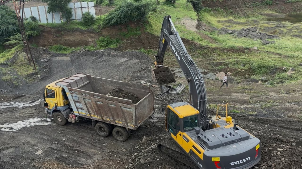 Poclain Keshe Chalti Hai | Volvo 210 Machine |  volvo Excavator | 