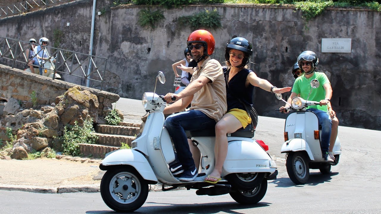 City Highlights Vespa Tour in Rome, Italy