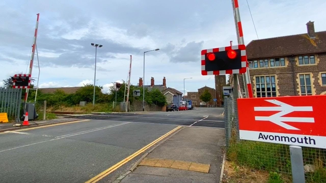 Avonmouth Level Crossing, Bristol
