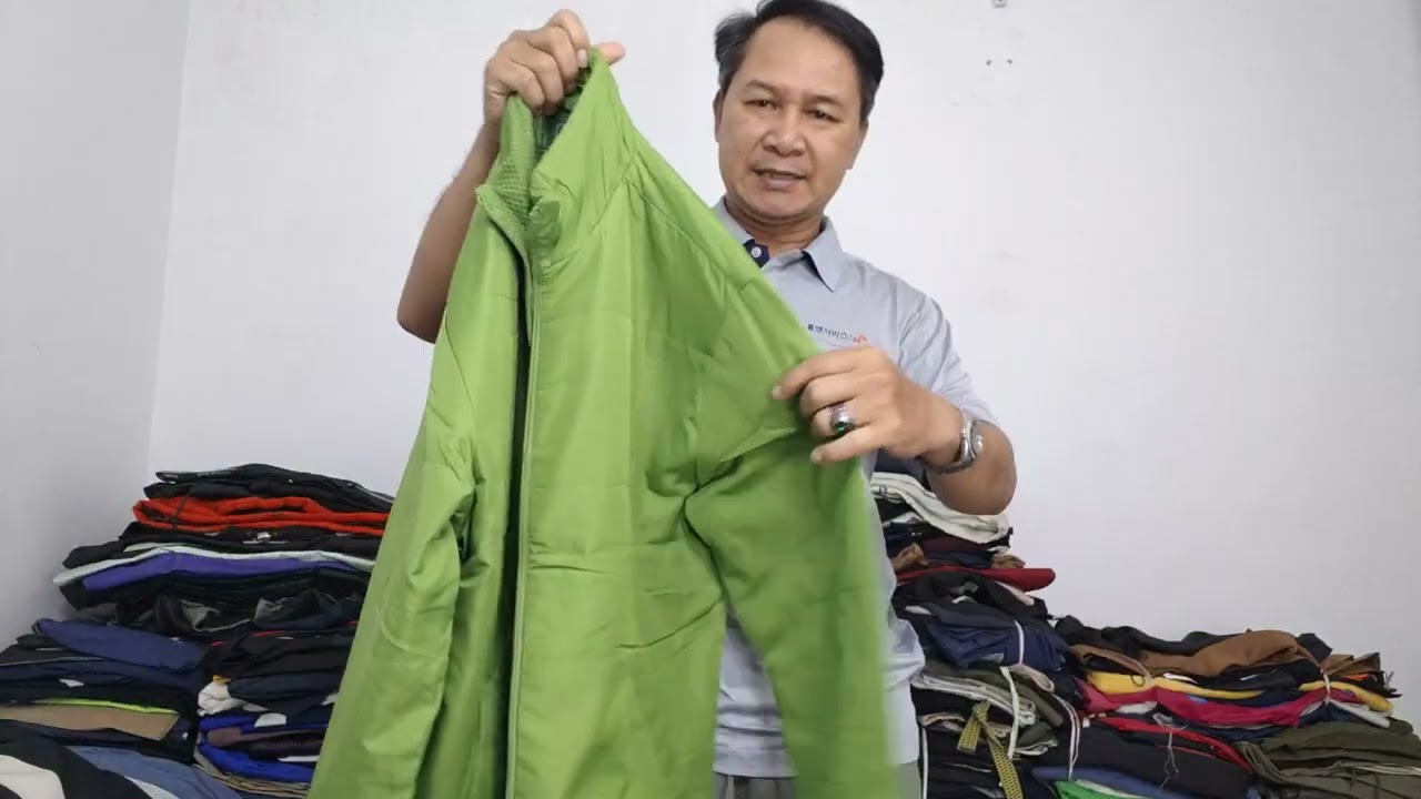 8/1 . Áo gió , phao . Mã Z1 - Z40 . 0901779042 . Zalo 0977744423 . Hồng Y đồ si hiệu sài gòn @