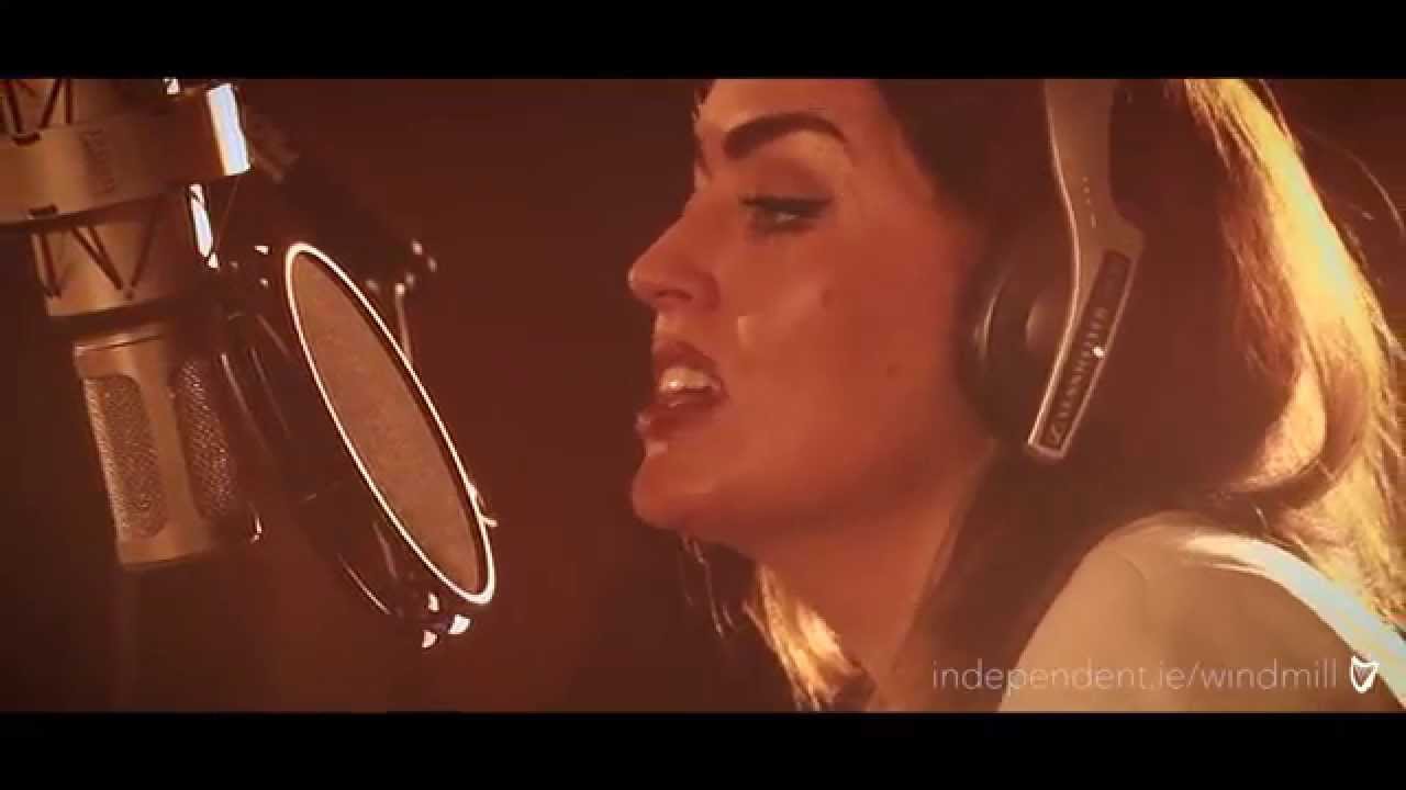 Roisin O - Chandelier/California Love (COVER) by Sia/2Pac