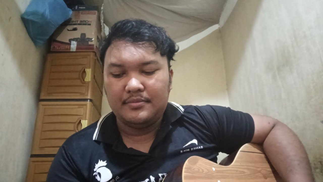 The Smiths - There Is A Light That Never Goes Out (Acoustic Cover) 