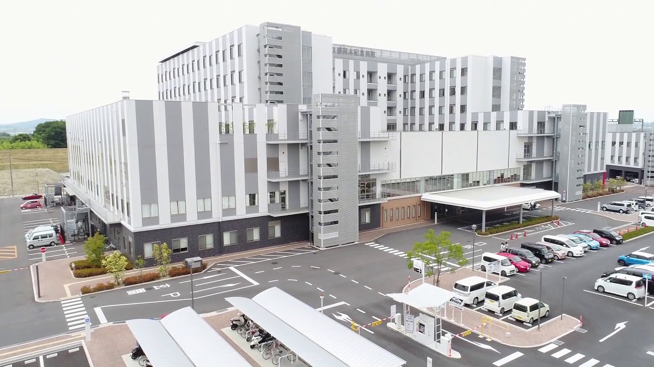 京都岡本記念病院（ドローンによる空撮）