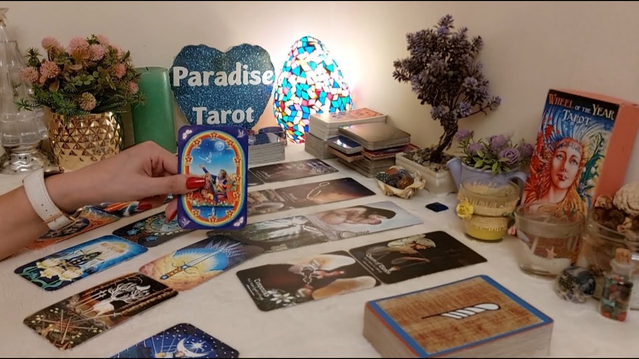 عقله مبهدله🧠مدمره تخيلات تخصك😱بيلعن ضعفه امام رغباته الخفيه منك🫢سأصدمك بأسراره المسكوت عنها🗝️