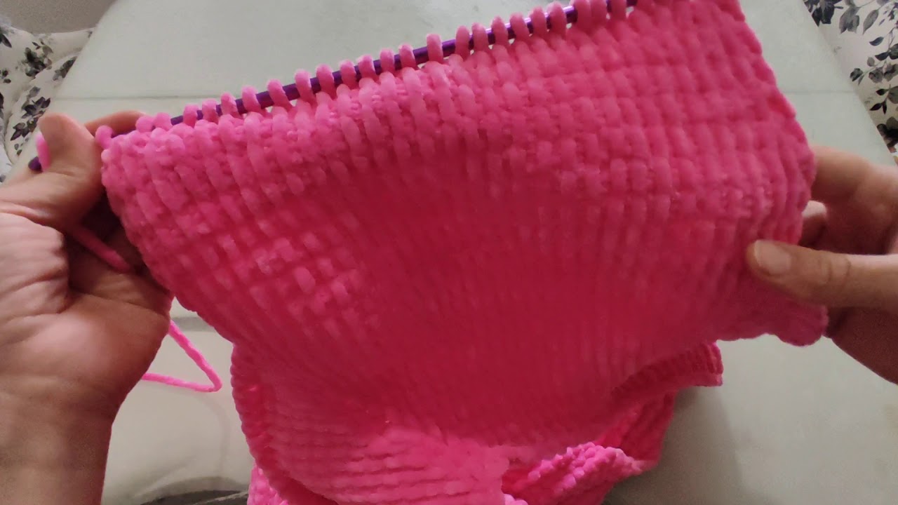 Tunus işi kadife ipten kapşonlu bebek hırkası modeli 2 bölüm