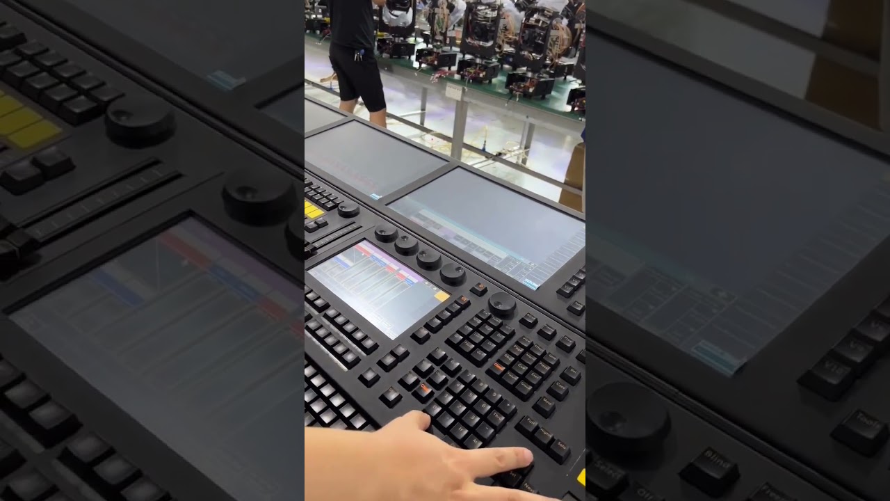 grand ma 2 dmx controller #shorts #youtubeshorts #shortvideo