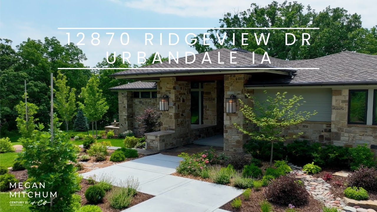 Frank Lloyd Wright inspired: A Timeless Masterpiece Rooted in Nature - Luxury Home in Des Moines IA.