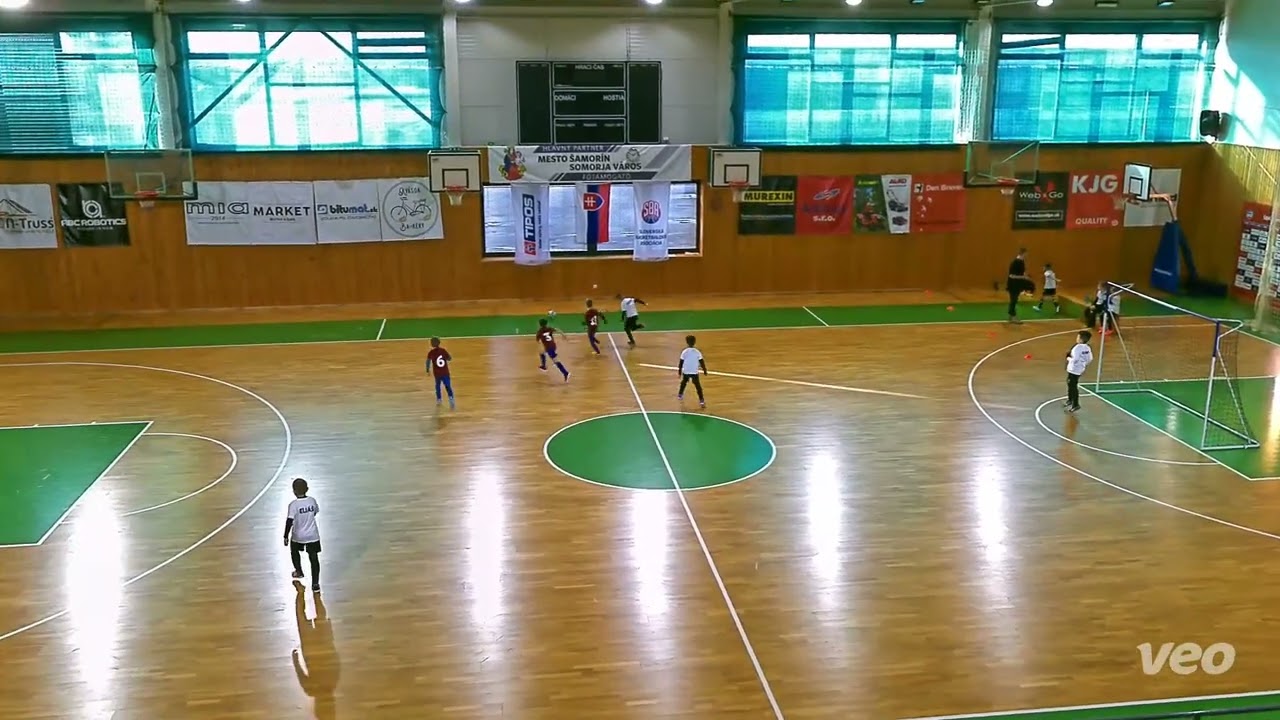 ISKRA U7 B vs SDM Domino U7 2