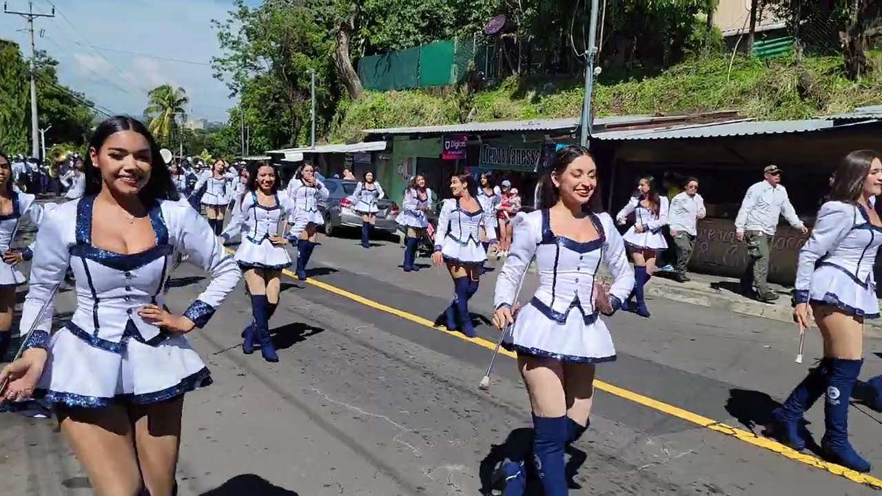 😱 Desfile de correo en mejicanos,  san salvador,🛑, así comienzan las fiestas patronales 💪😎