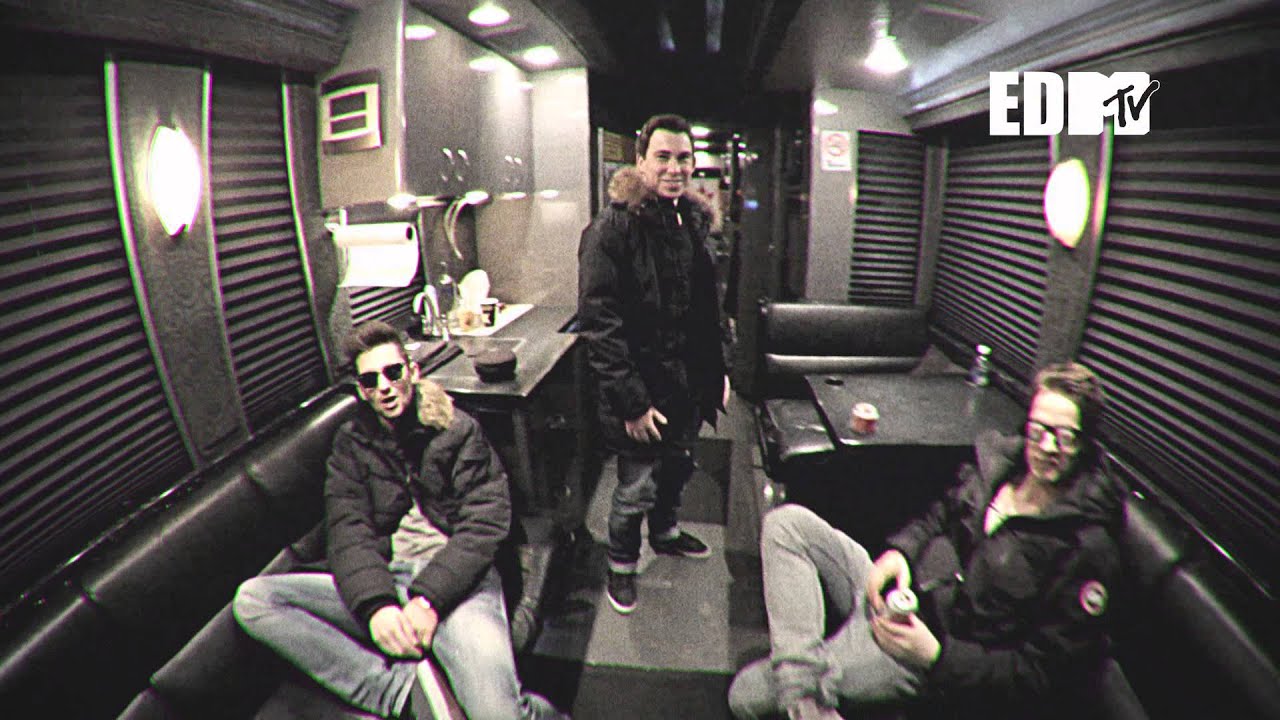 Hardwell Presents Revealed Canadian Bus Tour Aftermovie