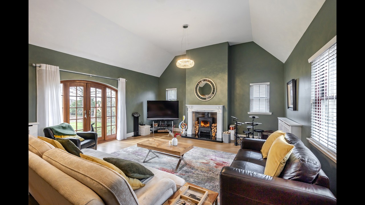 Paul Rolfe LUXE - Kingsfield Farm Kingsfield Linlithgow EH49