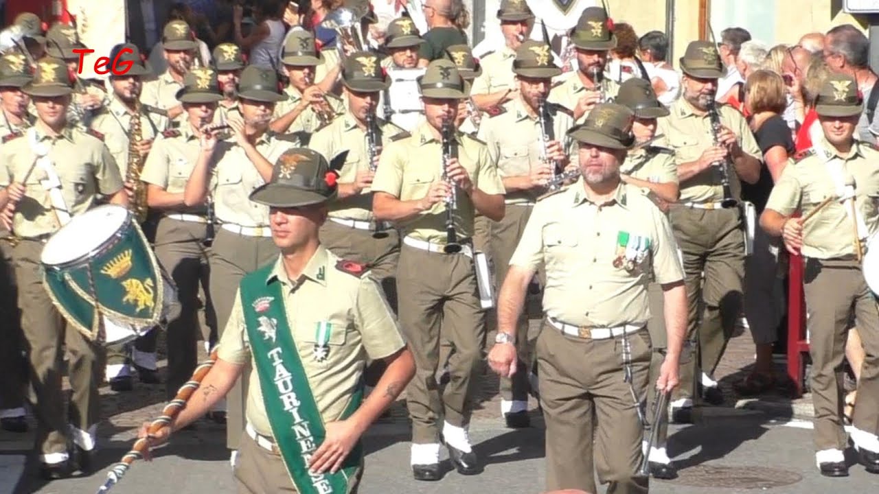 Sfilata 24° raduno del 1° raggruppamento alpini ad Ivrea 2022 - prima parte