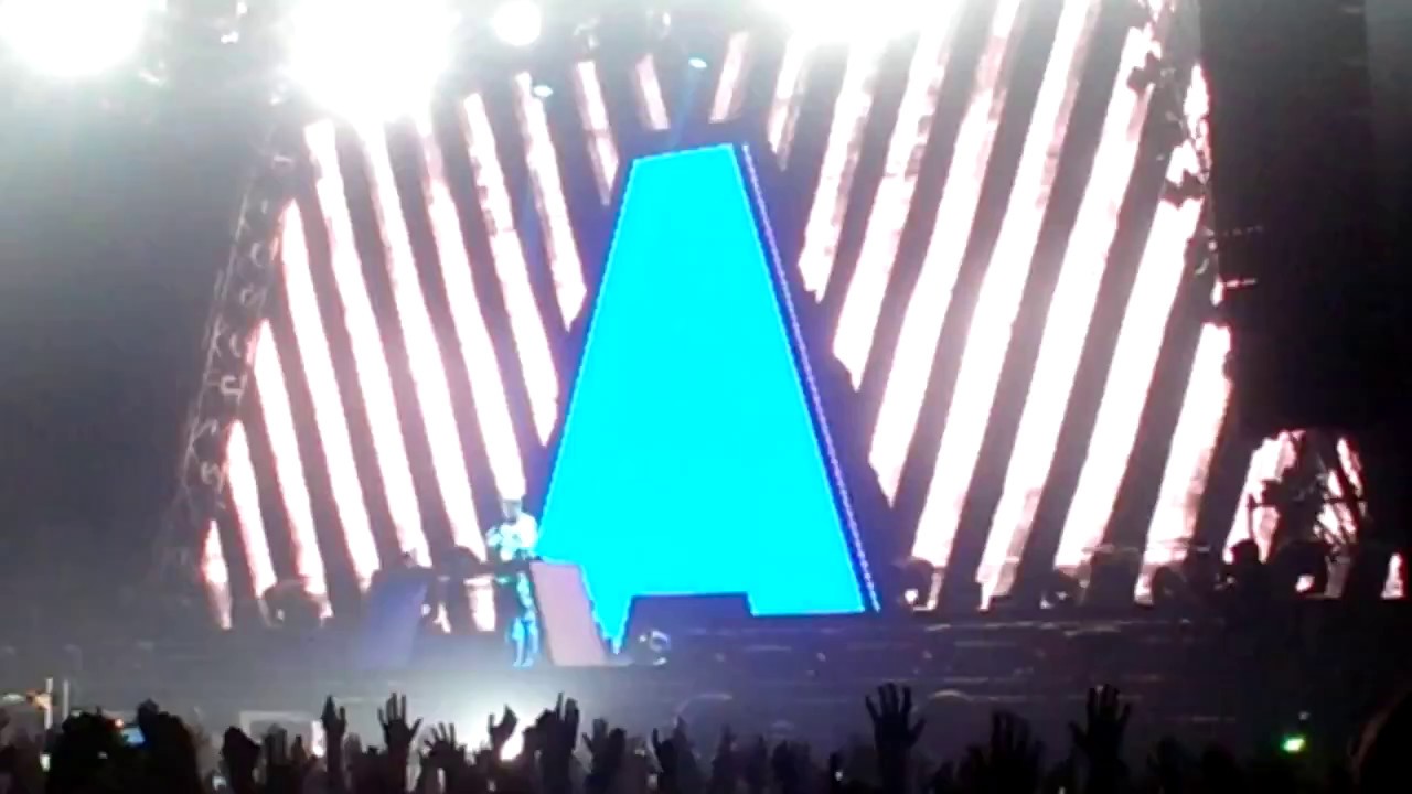 Armin van Buuren Киев МВЦ youtube