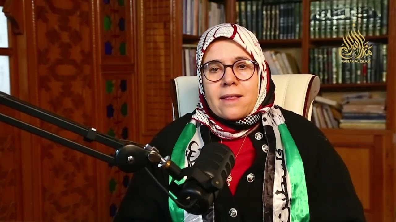 حكم مس الحائض للمصحف وولوجها للمسجد || فقه النساء || دة. مارية إيدري