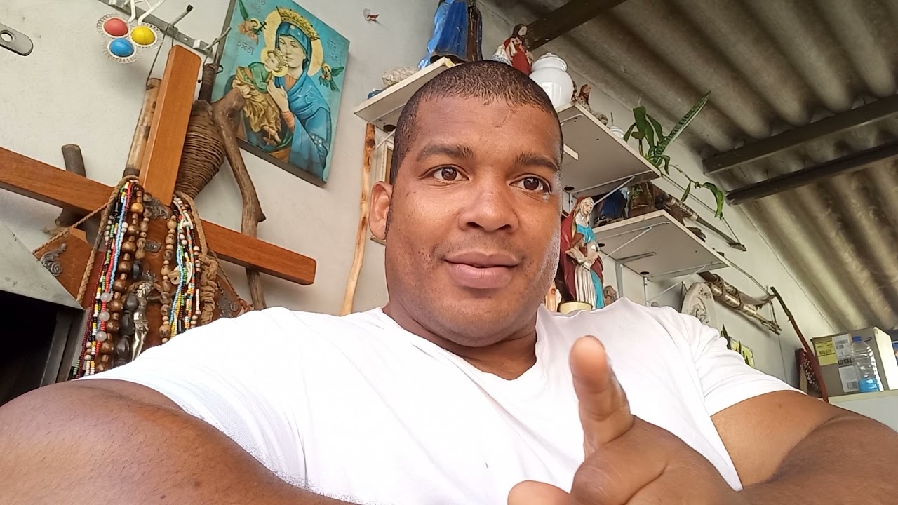 não  deixe as pessoas  colocarem a mão em suas guias entenda porque