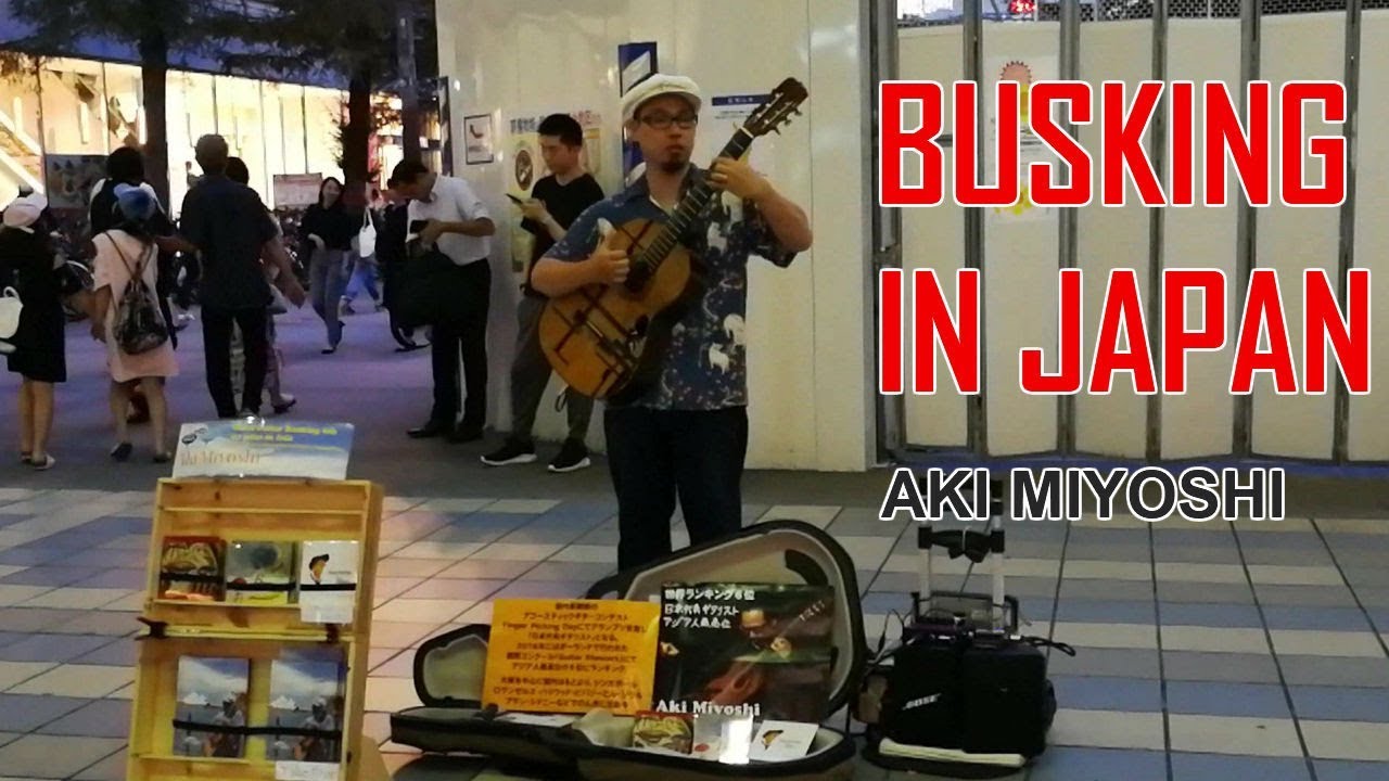 Aki Miyoshi - Japanese Guitarist Busking in Osaka