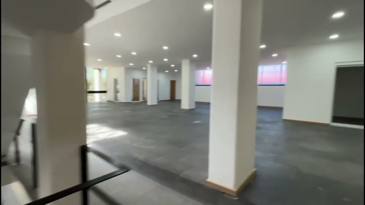 Edificio de oficinas en renta en Rio San Juaquin a estrenar