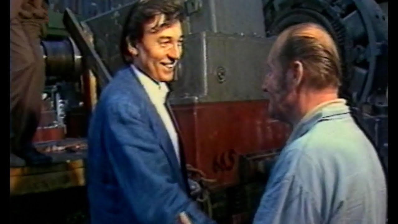 Karel Gott na n&aacute;v&scaron;těvě v ČKD Praha (1988)