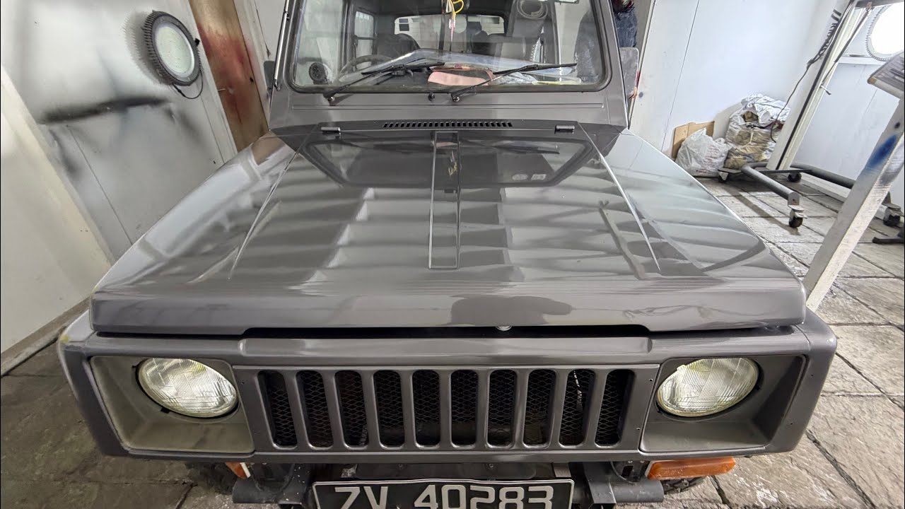 Suzuki jimny sj30 2 stroke 4x4 restoration 