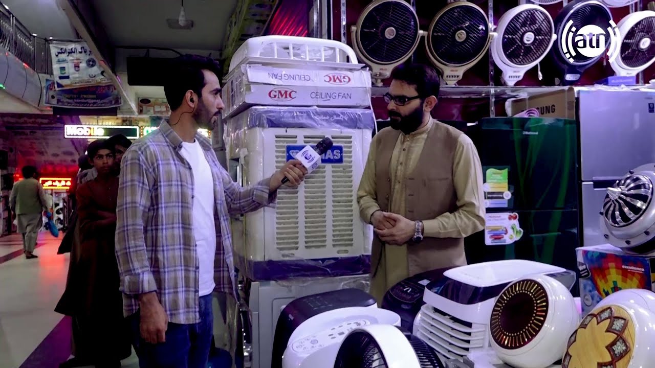 Fridges and fans stores on Nadir Pashton avenue / بازار گرم یخچال و پکه در جاده نادر پشتون