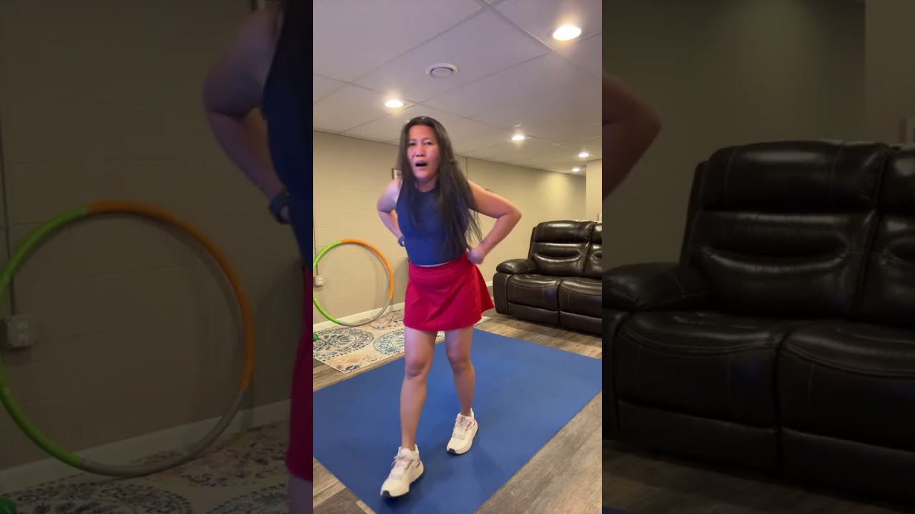Tess Bisdak In Ohio is live! Full body workout 🏋️‍♂️ #hulahoop