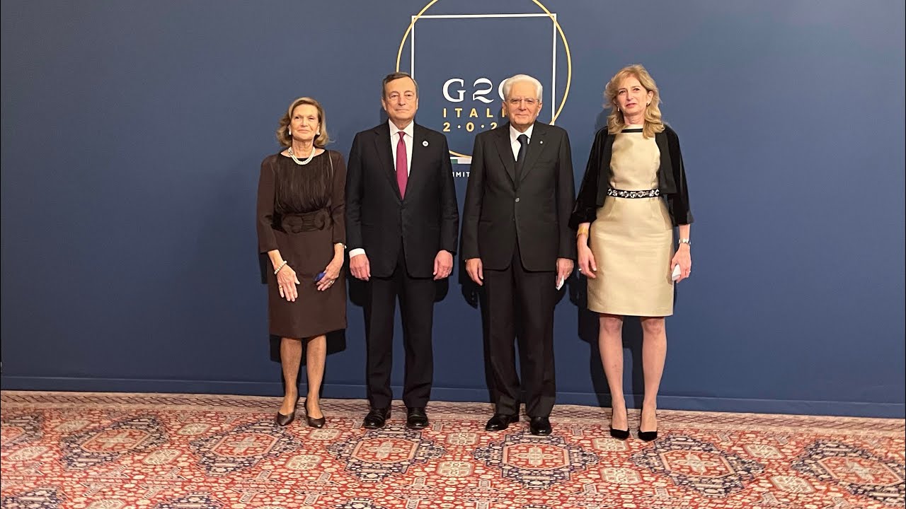 Incontro e foto di rito del Presidente Mattarella con i componenti G 20