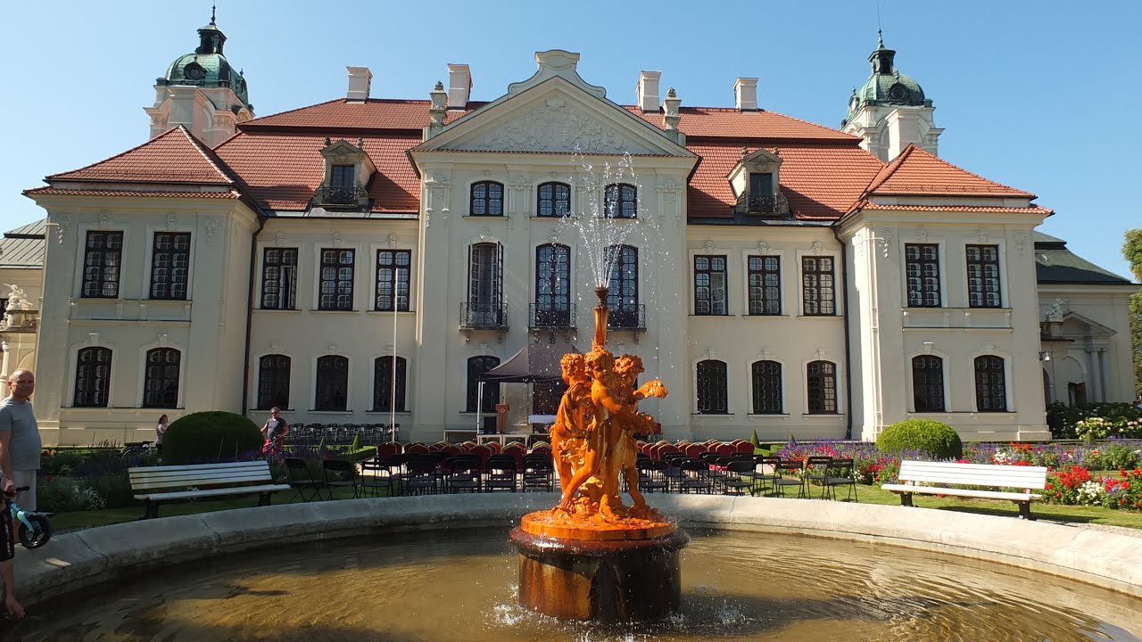 PAŁAC ZAMOYSKICH  w KOZŁÓWCE  Lubelszczyzna Zwiedzamy Muzeum ZAMOYSKICH  17 09 2023 r  Cz  II