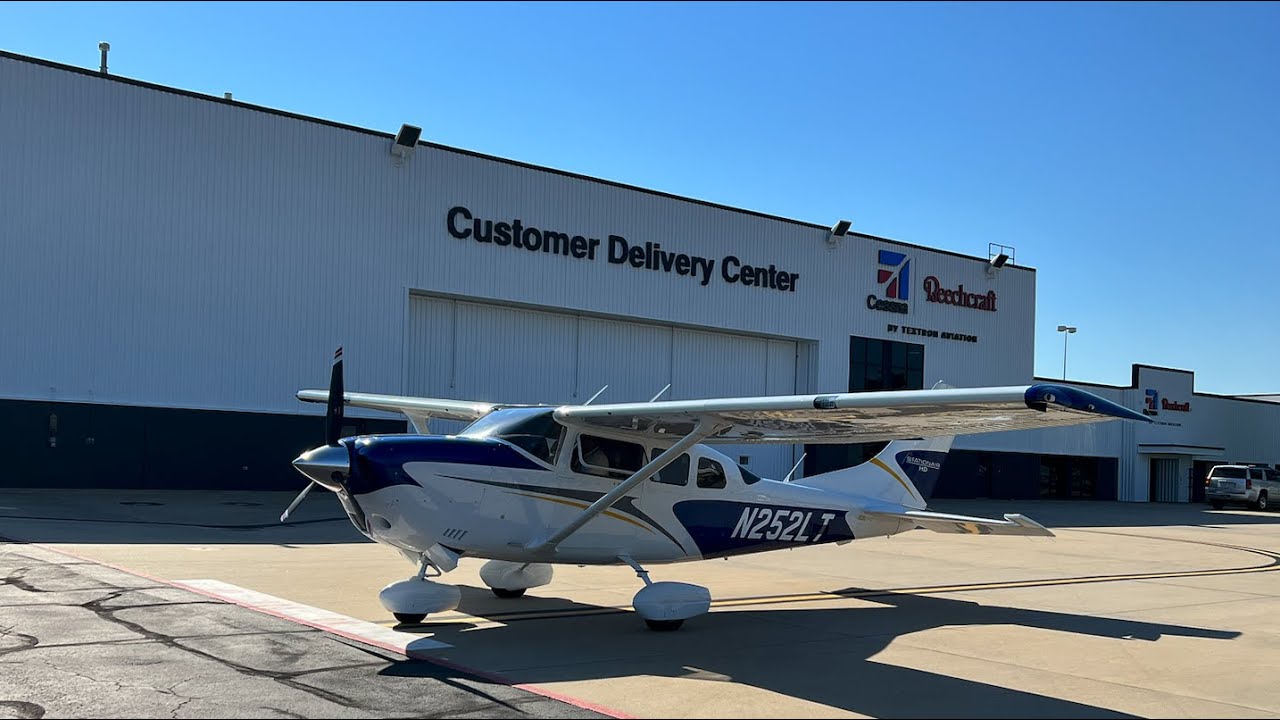 We bought a brand new Cessna Turbo 206 2022