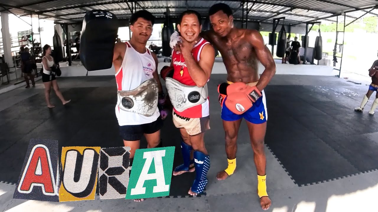 The GOOFIEST Muay Thai GYM In THAILAND | Dowden MT